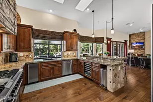 8678 E Windrose Dr, Scottsdale, AZ 85260 - Photo 12