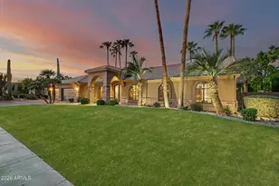 8678 E Windrose Dr, Scottsdale, AZ 85260 - Photo 4