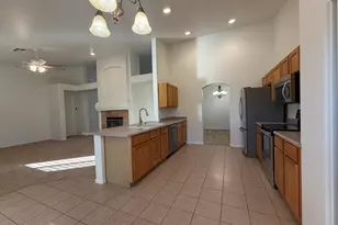 1135 E Cottonwood Ln, Phoenix, AZ 85048 - Photo 20