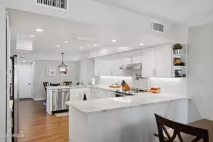 2626 E Arizona Biltmore Cir, Phoenix, AZ 85016 - Photo 12