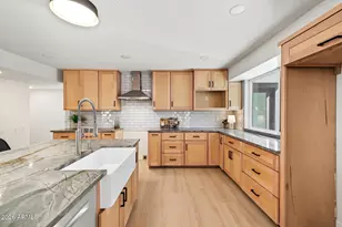 1131 W Lawrence Ln, Phoenix, AZ 85021 - Photo 40