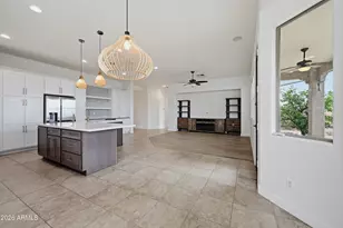 18110 W Paseo Way, Goodyear, AZ 85338 - Photo 10