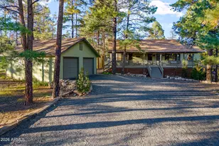 2240 Eagle Ln, Overgaard, AZ 85933 - Photo 28