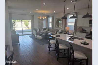 12586 W Davis Lane, Avondale, AZ 85323 - Photo 4