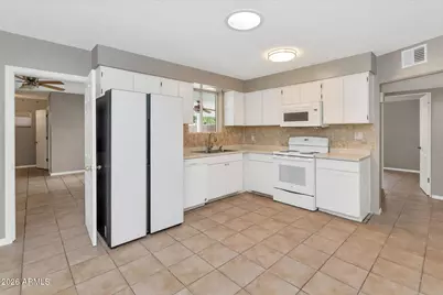 1127 S Una Avenue, Tempe, AZ 85281 - Photo 6