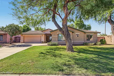 2132 S Penrose Drive, Gilbert, AZ 85295 - Photo 2