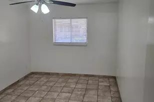 703 W Rose Ln, Phoenix, AZ 85013 - Photo 8