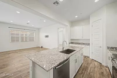 3861 E Rainbow Drive, Chandler, AZ 85249 - Photo 8
