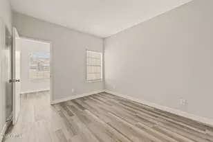 1126 W Elliot Rd, Chandler, AZ 85224 - Photo 16