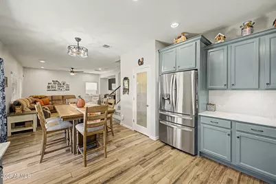 857 W Banyan Avenue, Queen Creek, AZ 85140 - Photo 4