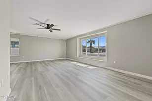 11070 W Pleasant Valley Road W, Sun City, AZ 85351 - Photo 8