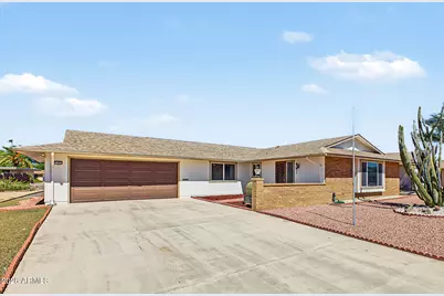 11070 W Pleasant Valley Road W, Sun City, AZ 85351 - Photo 4