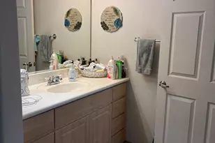 7401 W Arrowhead Clubhouse Dr, Glendale, AZ 85308 - Photo 20