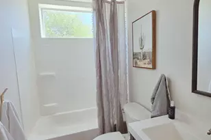 933 W Mercer Ln, Phoenix, AZ 85029 - Photo 24