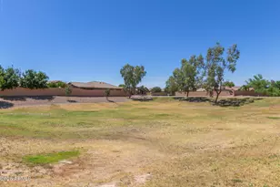 3299 W Yellow Peak Dr, San Tan Valley, AZ 85144 - Photo 22