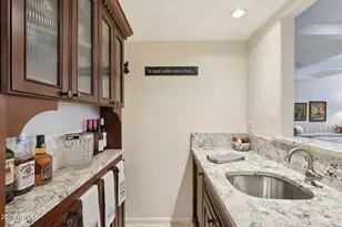 77 E Missouri Ave, Phoenix, AZ 85012 - Photo 24