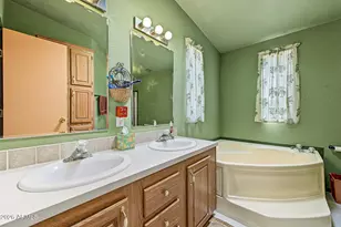 56445 W Barnes Rd, Maricopa, AZ 85139 - Photo 14