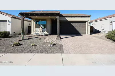 18062 W Amber Ridge Way, Goodyear, AZ 85338 - Photo 2
