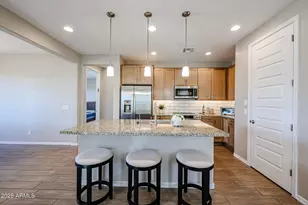 18062 W Amber Ridge Way, Goodyear, AZ 85338 - Photo 6