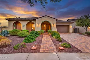 2261 N Beverly Pl, Buckeye, AZ 85396 - Photo 2