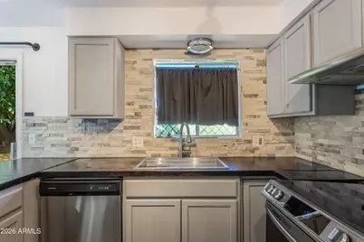 211 N Fairbanks Street, Huachuca City, AZ 85616 - Photo 8