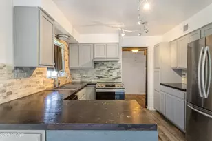 211 N Fairbanks St, Huachuca City, AZ 85616 - Photo 2