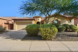 13388 W Chaparosa Way, Peoria, AZ 85383 - Photo 2