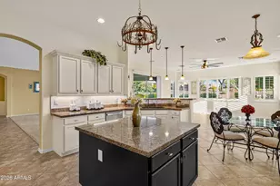 13388 W Chaparosa Way, Peoria, AZ 85383 - Photo 10