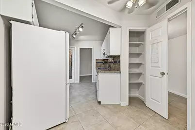 10918 W Thunderbird Boulevard, Sun City, AZ 85351 - Photo 12