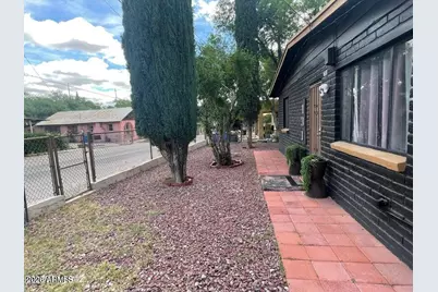 731 W Hughes Street, Nogales, AZ 85621 - Photo 14