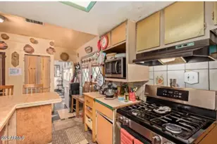 2133 W Monroe St, Phoenix, AZ 85009 - Photo 2