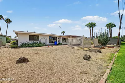 10408 W Camden Avenue, Sun City, AZ 85351 - Photo 30