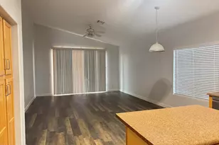 10752 W Bermuda Dr, Avondale, AZ 85392 - Photo 4