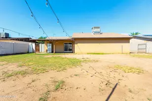 8735 W Mulberry Dr, Phoenix, AZ 85037 - Photo 6