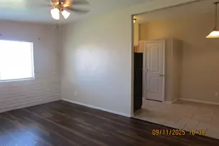 7109 N 68th Dr, Glendale, AZ 85303 - Photo 4