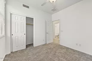 18190 W Ivy Ln, Surprise, AZ 85388 - Photo 22