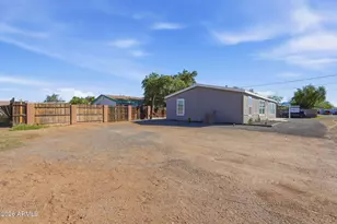 1492 S Smythe Dr, Apache Junction, AZ 85120 - Photo 32