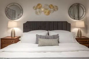 8330 E Weldon Ave E, Scottsdale, AZ 85251 - Photo 12