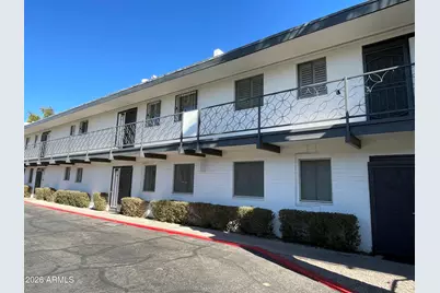 3242 E Camelback Road #204, Phoenix, AZ 85018 - Photo 2