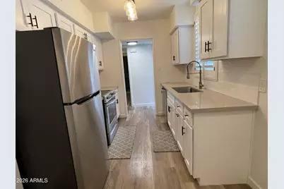 3242 E Camelback Road #204, Phoenix, AZ 85018 - Photo 4