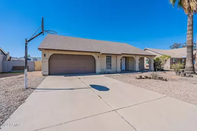 11926 N 78th Drive, Peoria, AZ 85345 - Photo 1