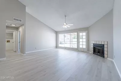 11926 N 78th Drive, Peoria, AZ 85345 - Photo 12