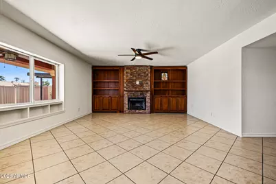 4311 N 64th Avenue, Phoenix, AZ 85033 - Photo 8