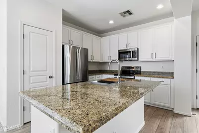 1646 E Joseph Way, Gilbert, AZ 85295 - Photo 8