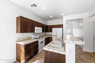 5209 W Shaw Butte Dr, Glendale, AZ 85304 - Photo 6