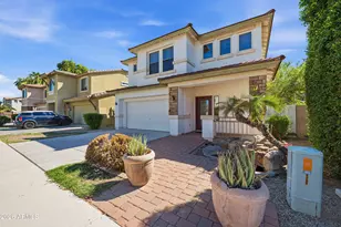 5209 W Shaw Butte Dr, Glendale, AZ 85304 - Photo 2