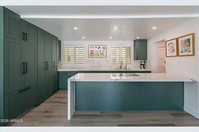 4727 E Lafayette Boulevard #212, Phoenix, AZ 85018 - Photo 1