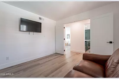 4727 E Lafayette Boulevard #212, Phoenix, AZ 85018 - Photo 14