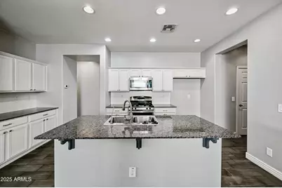 2414 E Hazeltine Way, Gilbert, AZ 85298 - Photo 8