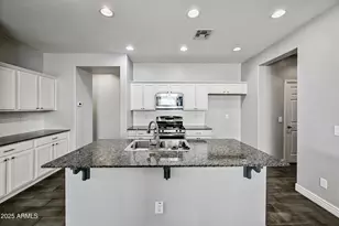 2414 E Hazeltine Way, Gilbert, AZ 85298 - Photo 8